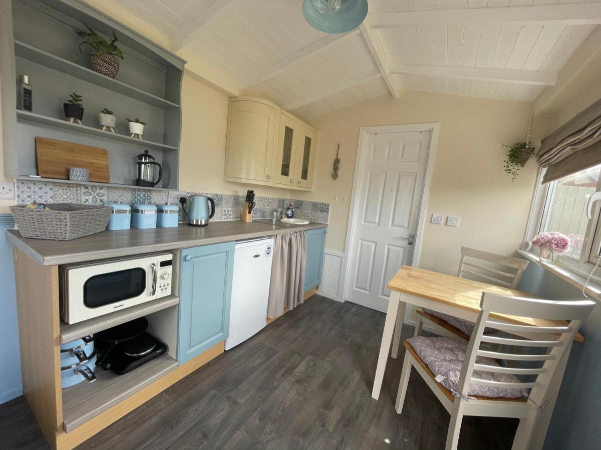 Kevara Shepherds Hut Finstown Ngoại thất bức ảnh